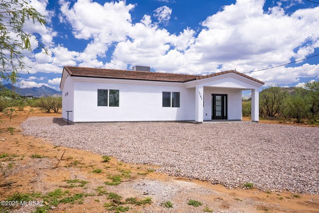 1797 Benecia Court, Rio Rico, AZ 85648