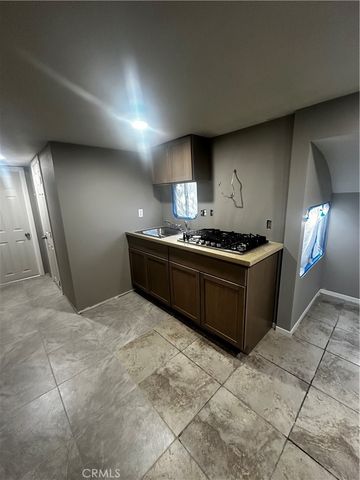 775 E Foothill 14, Rialto, CA 92376
