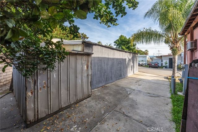 775 E Foothill 14, Rialto, CA 92376