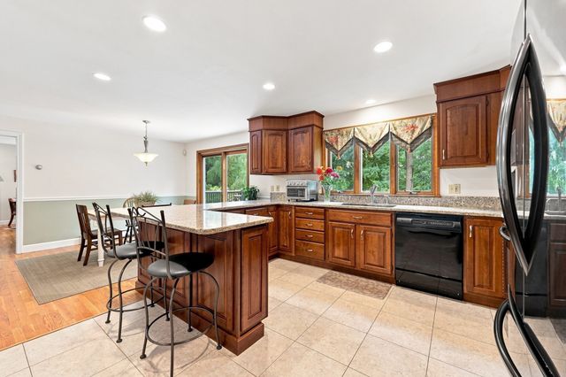 104 Elm Street, Newbury, MA 01922