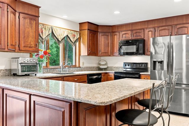 104 Elm Street, Newbury, MA 01922