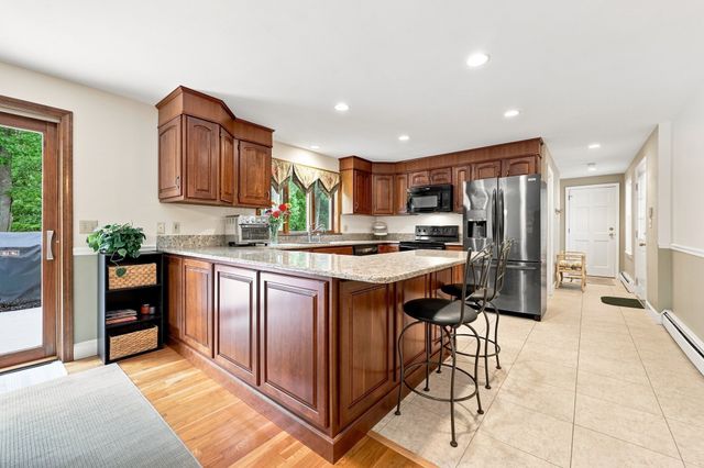 104 Elm Street, Newbury, MA 01922