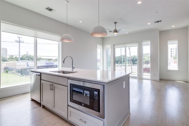 5515 Bryan Parkway 101, Dallas, TX 75206