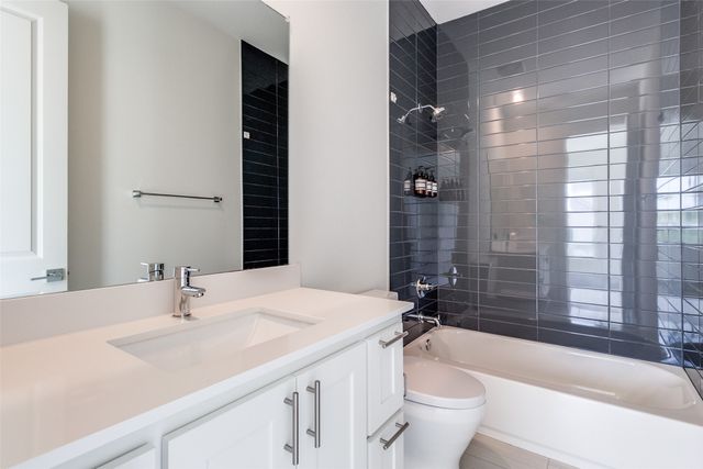 5515 Bryan Parkway 101, Dallas, TX 75206