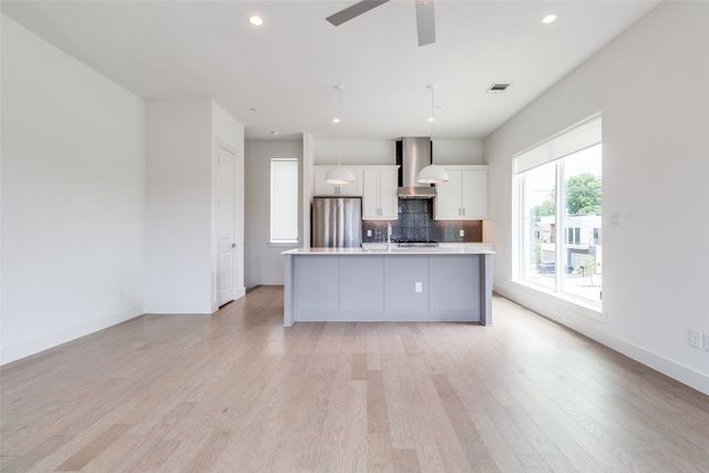 5515 Bryan Parkway 101, Dallas, TX 75206