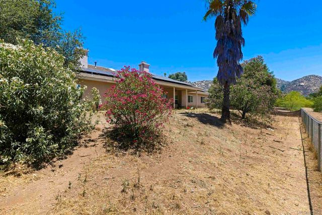 24849 Pappas Rd, Ramona, CA 92065
