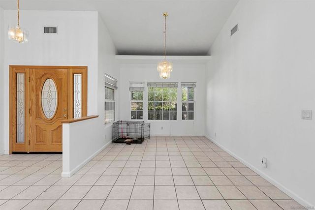 24849 Pappas Rd, Ramona, CA 92065