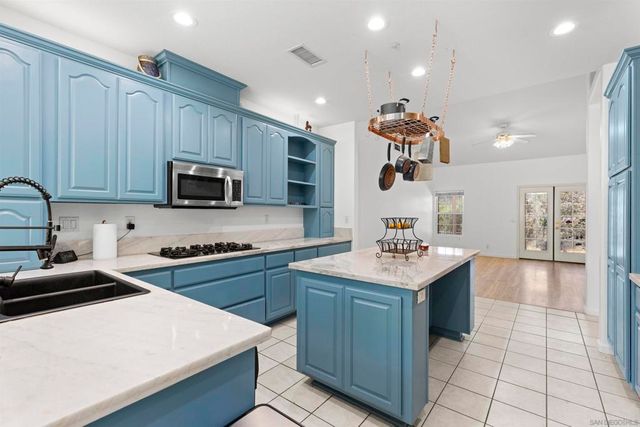 24849 Pappas Rd, Ramona, CA 92065