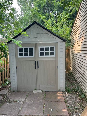 41575 Cimarron Street, Clinton Twp, MI 48038