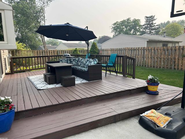 41575 Cimarron Street, Clinton Twp, MI 48038