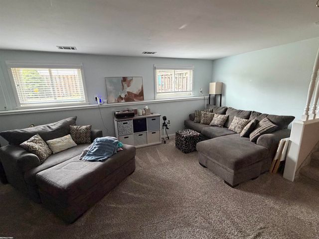 41575 Cimarron Street, Clinton Twp, MI 48038