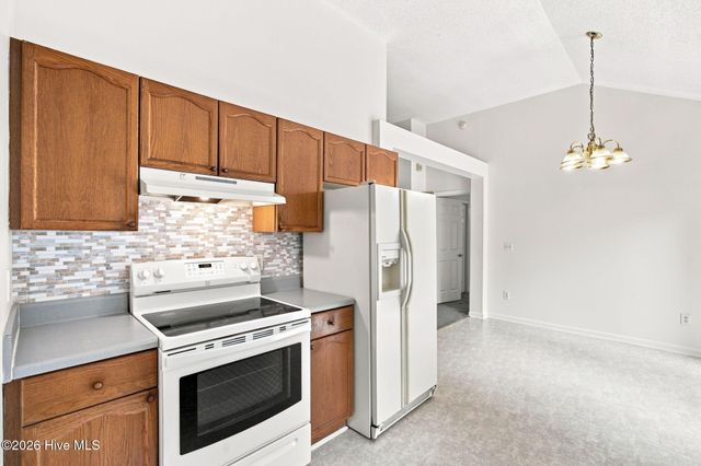 6318 Standsberry Lane, Wilmington, NC 28412