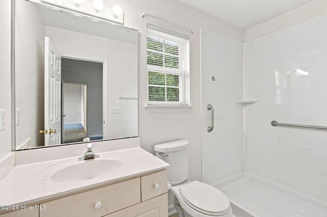 6318 Standsberry Lane, Wilmington, NC 28412