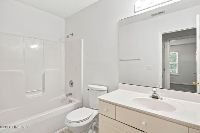 6318 Standsberry Lane, Wilmington, NC 28412