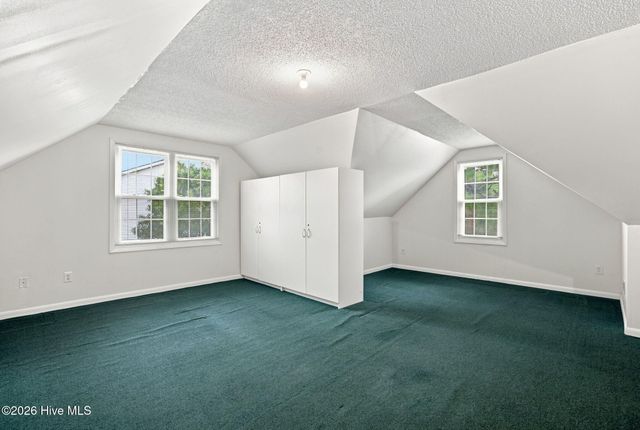 6318 Standsberry Lane, Wilmington, NC 28412