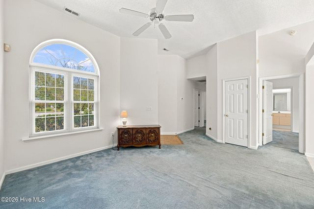 6318 Standsberry Lane, Wilmington, NC 28412