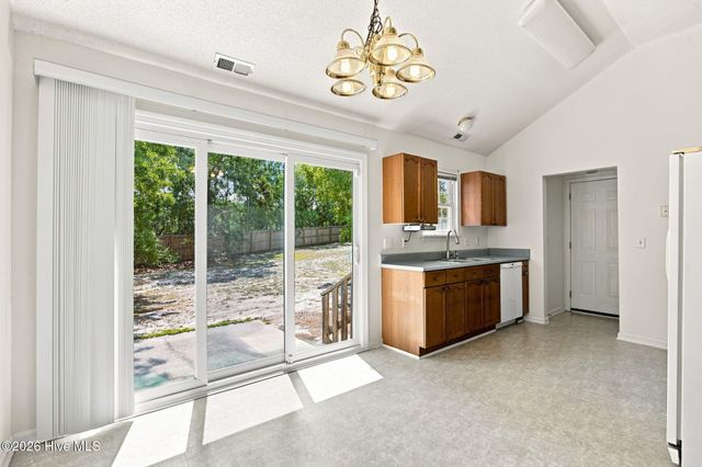6318 Standsberry Lane, Wilmington, NC 28412