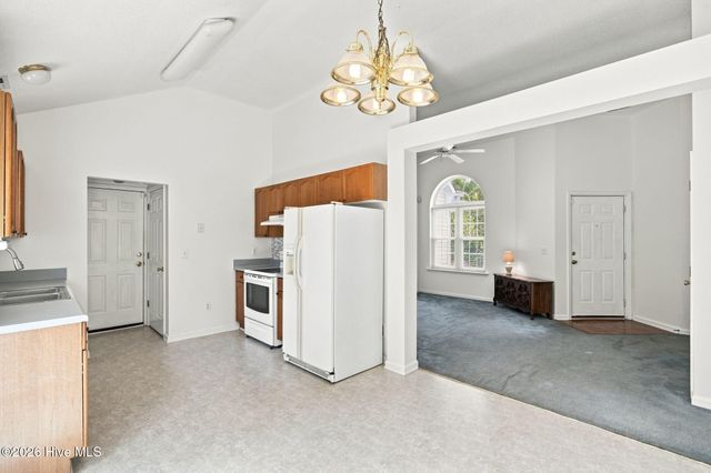6318 Standsberry Lane, Wilmington, NC 28412
