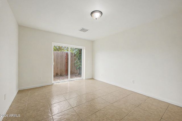 2501 W HAYWARD Avenue, Phoenix, AZ 85051