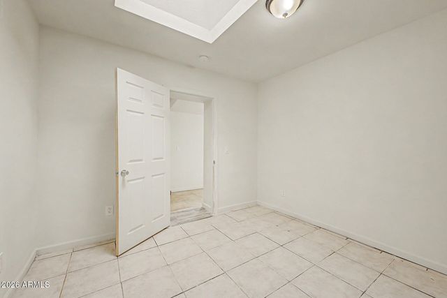 2501 W HAYWARD Avenue, Phoenix, AZ 85051