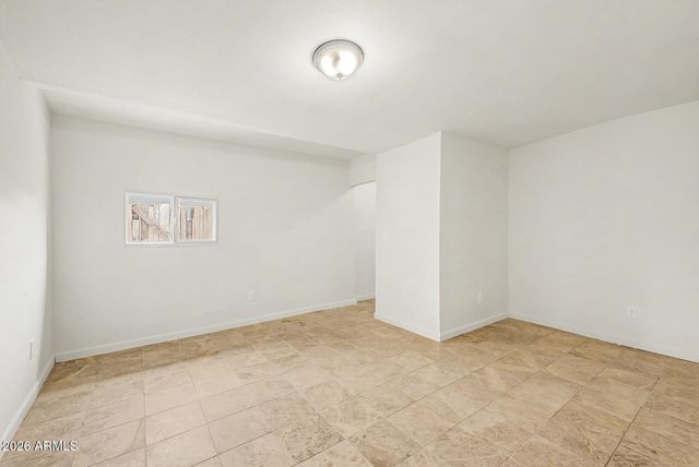 2501 W HAYWARD Avenue, Phoenix, AZ 85051