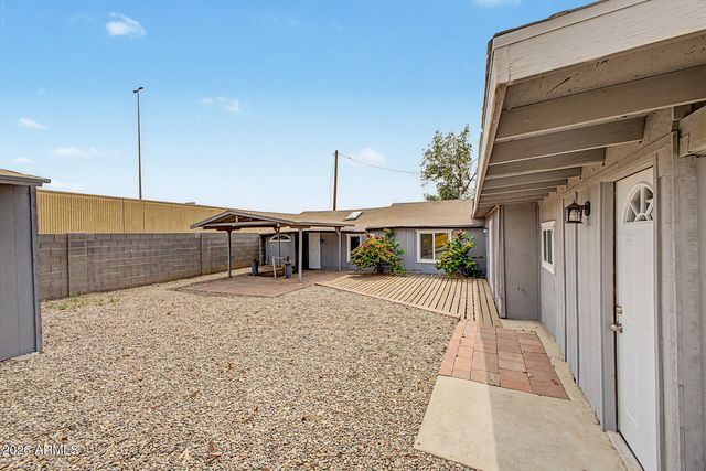 2501 W HAYWARD Avenue, Phoenix, AZ 85051