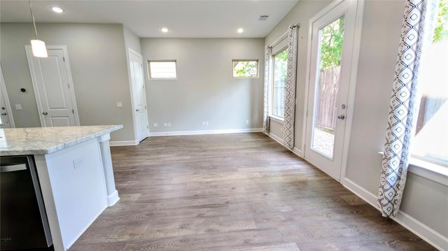 5116 Pine Reach Drive, Houston, TX 77018