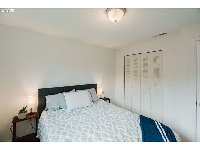 120 3RD St, Gervais, OR 97026