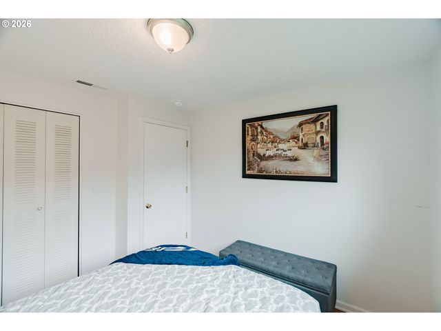 120 3RD St, Gervais, OR 97026