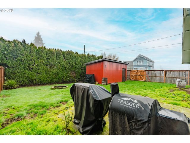 120 3RD St, Gervais, OR 97026