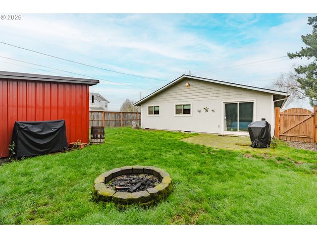 120 3RD St, Gervais, OR 97026