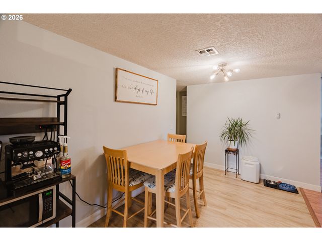 120 3RD St, Gervais, OR 97026