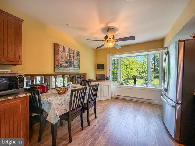 61 CLOVERLY DR, Richboro, PA 18954