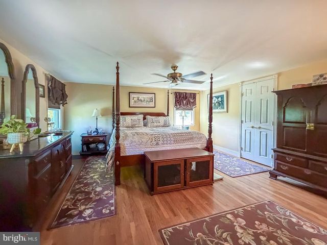 61 CLOVERLY DR, Richboro, PA 18954