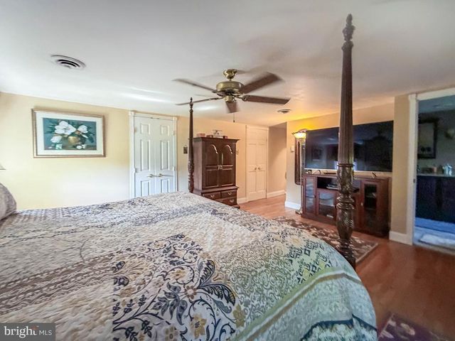 61 CLOVERLY DR, Richboro, PA 18954