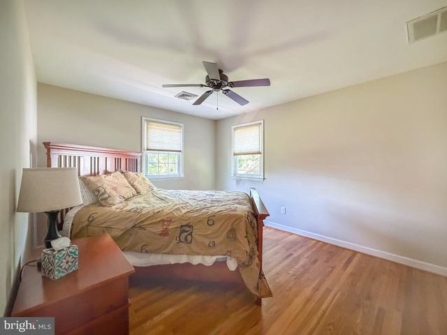 61 CLOVERLY DR, Richboro, PA 18954