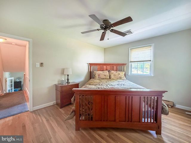 61 CLOVERLY DR, Richboro, PA 18954