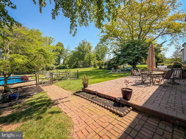 61 CLOVERLY DR, Richboro, PA 18954