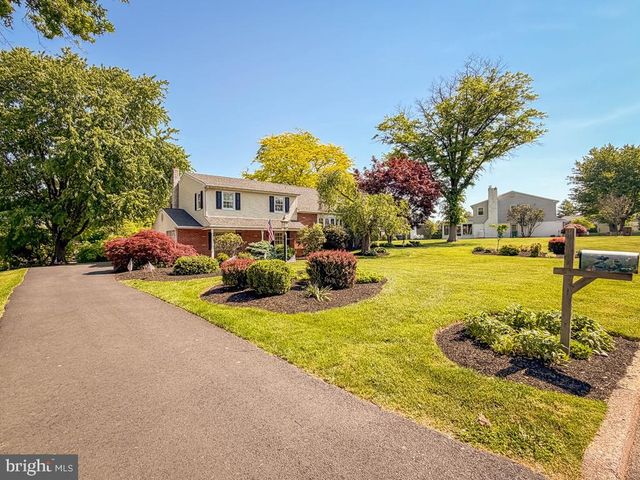 61 CLOVERLY DR, Richboro, PA 18954