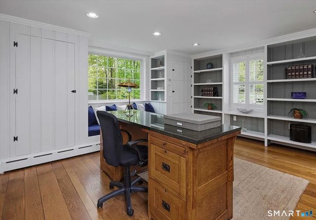 67 Maple Avenue North, Westport, CT 06880