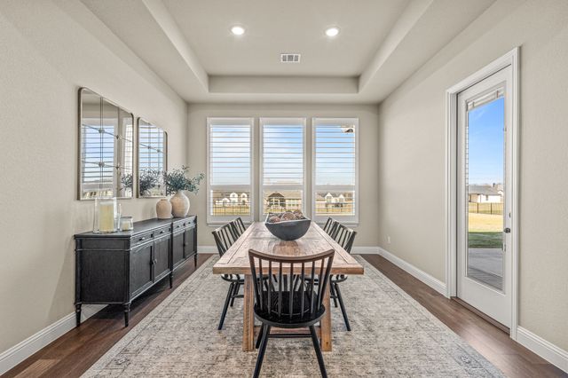 180 Waterview Drive, Gunter, TX 75058