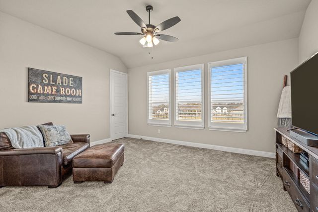 180 Waterview Drive, Gunter, TX 75058