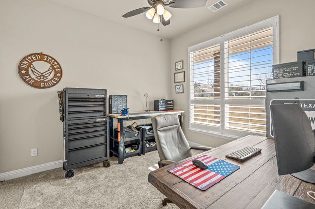 180 Waterview Drive, Gunter, TX 75058