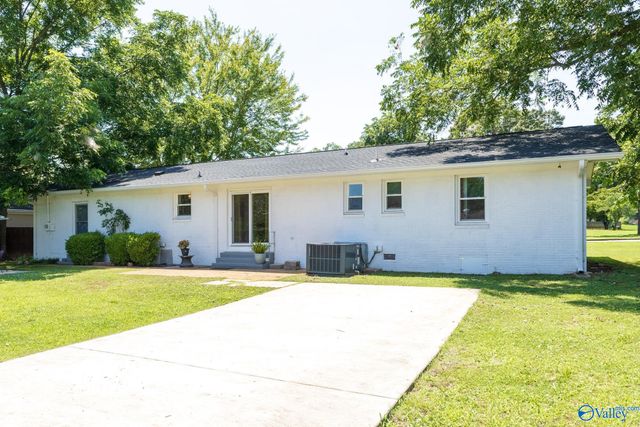 1202 Donna Avenue, Decatur, AL 35601