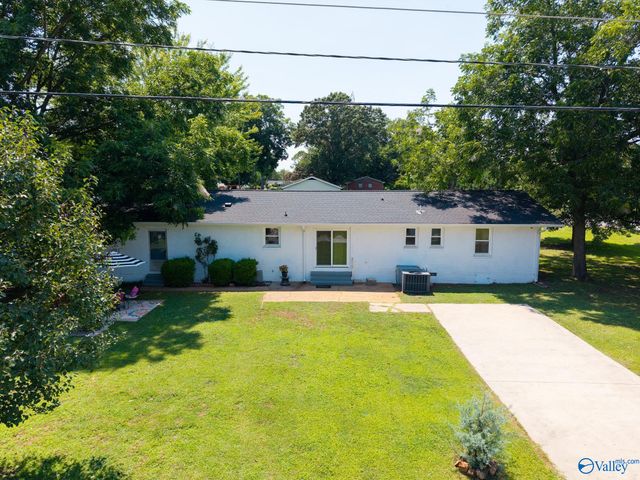 1202 Donna Avenue, Decatur, AL 35601
