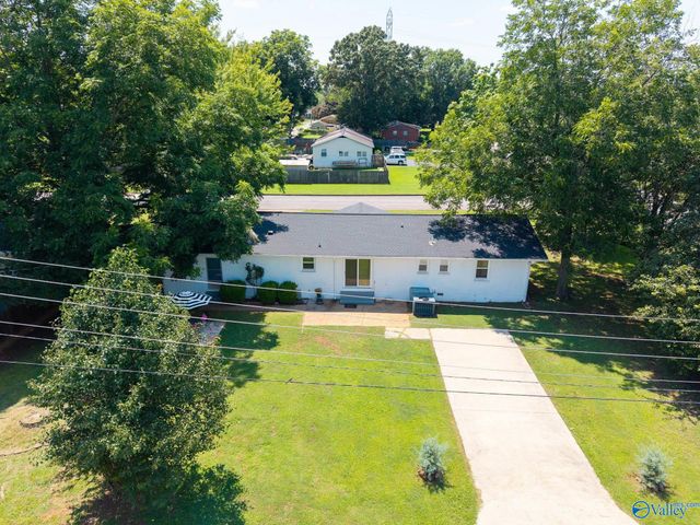1202 Donna Avenue, Decatur, AL 35601