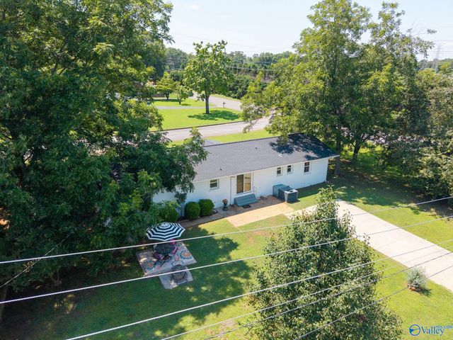 1202 Donna Avenue, Decatur, AL 35601