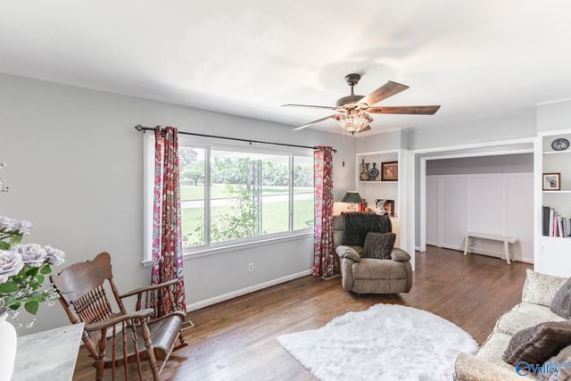 1202 Donna Avenue, Decatur, AL 35601