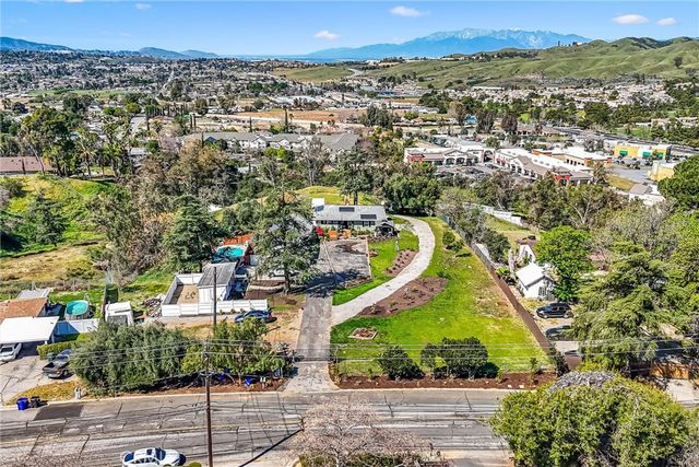 33574 Washington Drive, Yucaipa, CA 92399