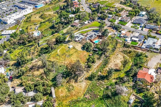 33574 Washington Drive, Yucaipa, CA 92399
